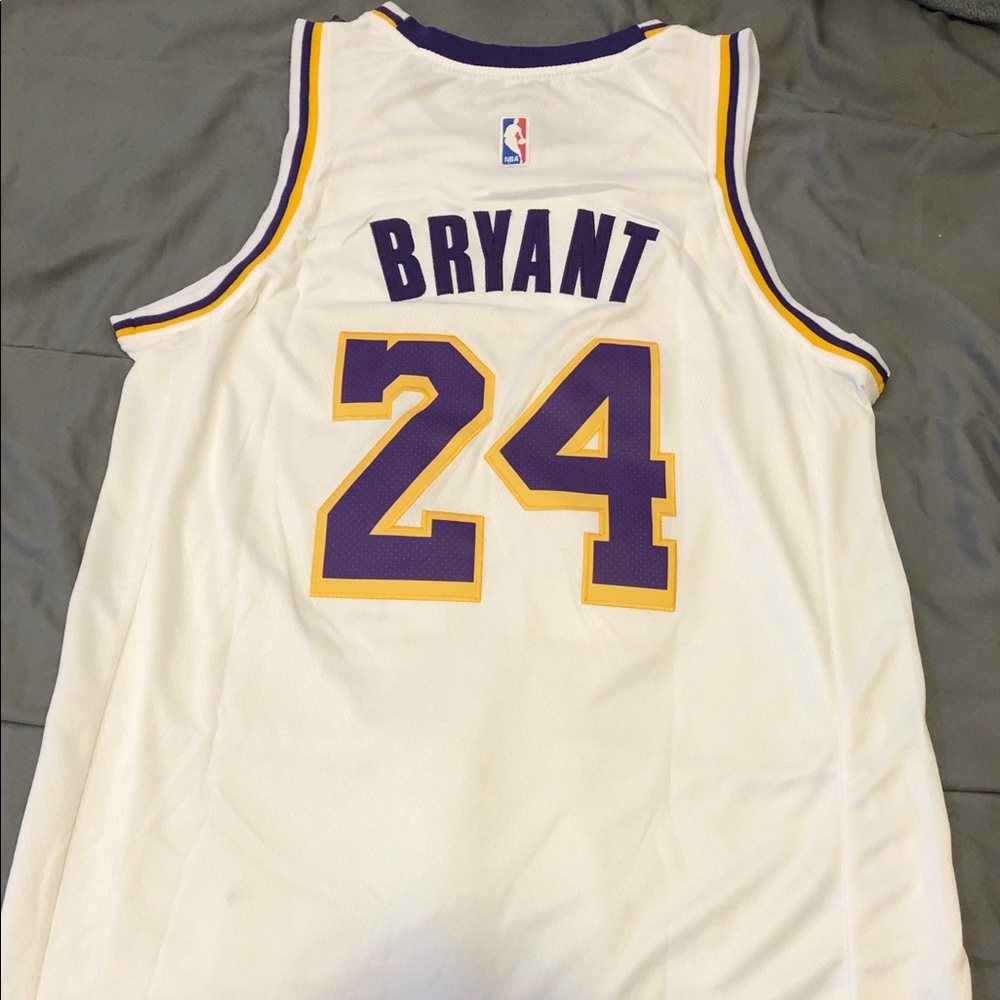 Kobe Bryant Jersey - Picture 2 of 3